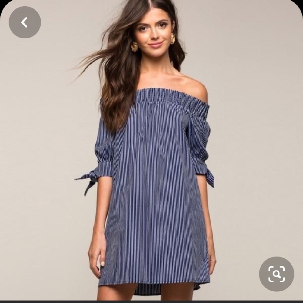 Off the shoulder Stripped Dress